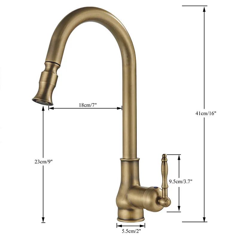 Vintage Brass Kitchen Sink Faucet Pull Out Nozzle Spray Single Handle Cold And Hot Water Mixing 360 ° Rotary Deck Mounted