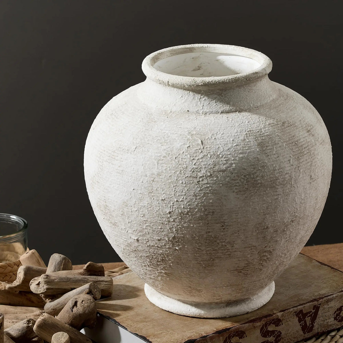 Ceramic Flower Vase, Rustic Farmhouse Decorative Vase Pottery Pampas Grass Vases for Home Decor Table Living Room Entryway Mantel Bookshelf Bedroom Bathroom Kitchen - 6.7" D